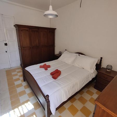 Peaceful Traditional Maltese Townhouse Luqa Exterior foto